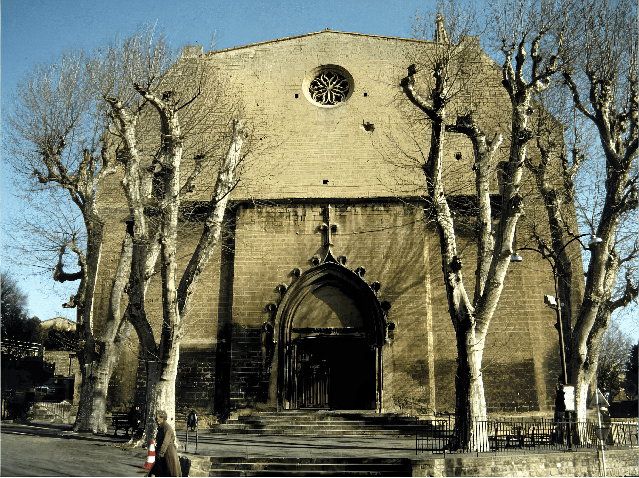 Saint-Laurent Church in Salon-de-Provence, France